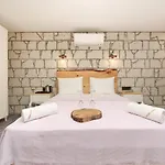 Twins Hotel