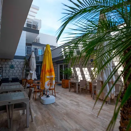 Twins Hotel Çeşme