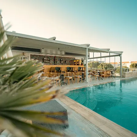 Twins Otel Çeşme